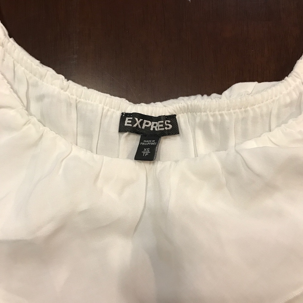 SOLD• Express Ruffle Detail Top - Picture 3 of 5